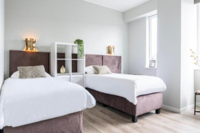 Comfortable Bed, Private Bathroom, And Fast Wifi